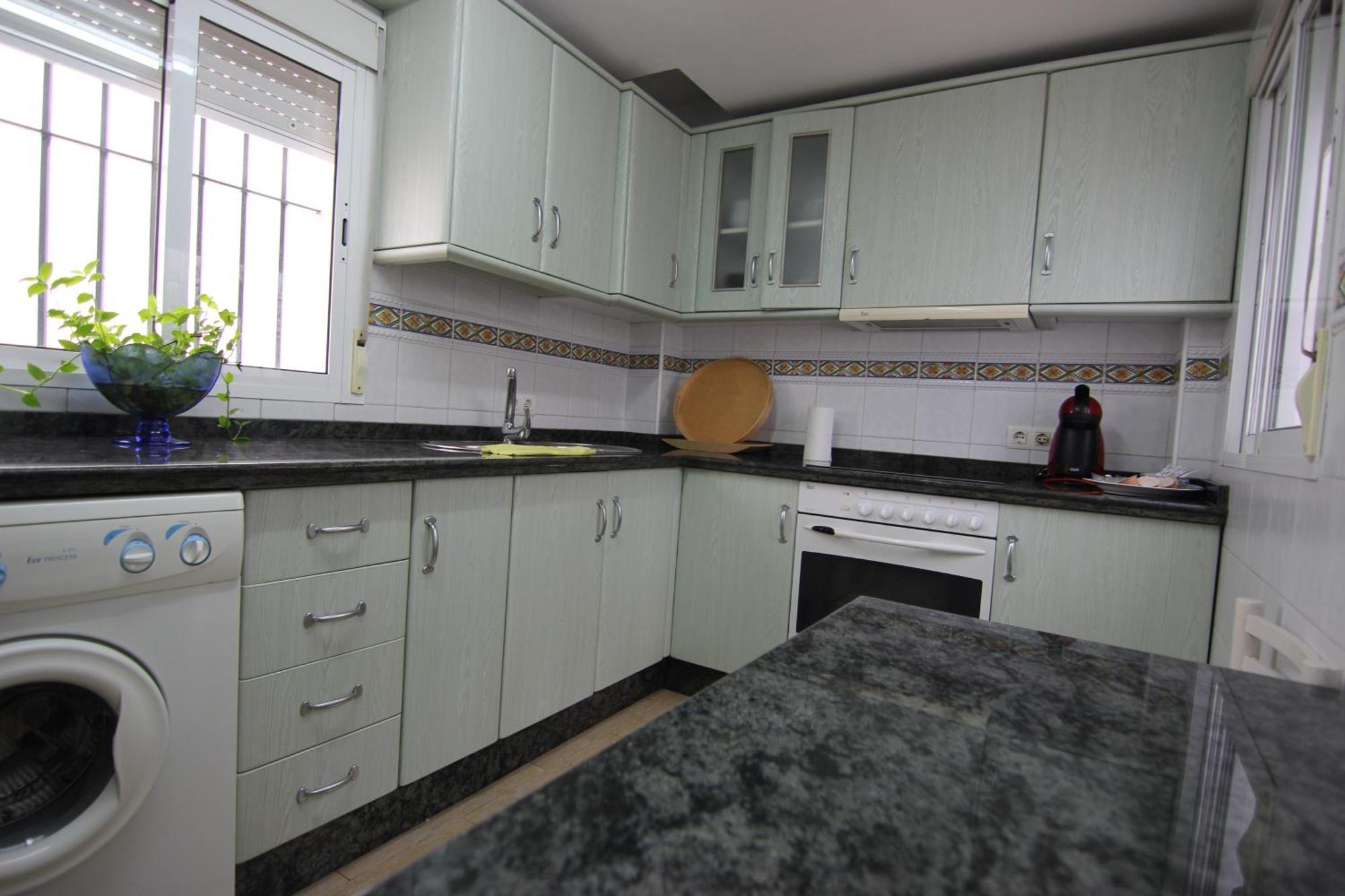 Rentalsevilla Espacioso Apartamento En La Alameda De Hercules Con Parking Экстерьер фото